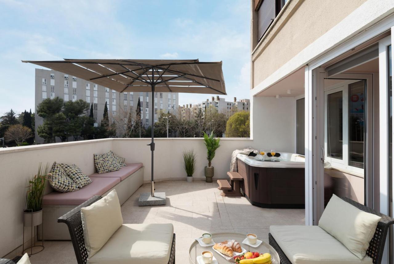 Glow Luxury Apartment With Terrace And Jacuzzi Split Buitenkant foto